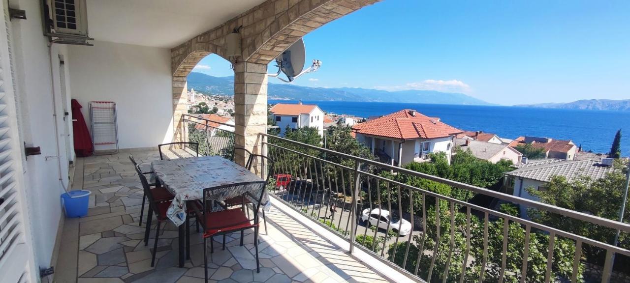 Apartmani Kevric Novi Vinodolski Exterior foto